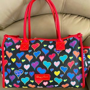 Genuine Dooney & Bourke carryall. Heart print in vibrant colors.